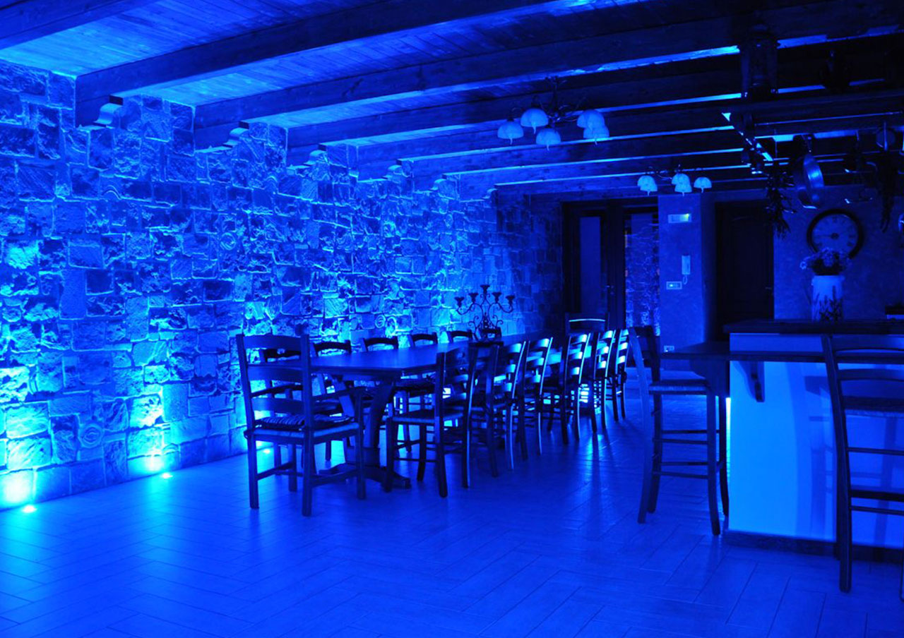 Tavernetta con illuminazione